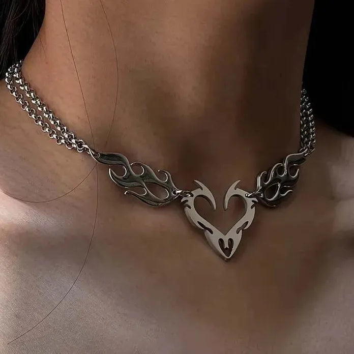 Stainless Steel Thorn Heart Choker Necklace Punk Hip Hop Clavicle Jewelry Chain