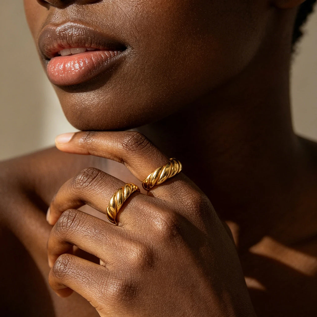 Vintage Gold Plated Twisted Croissant Zinc Alloy Chunky Ring for Women Lightweight Jewelry