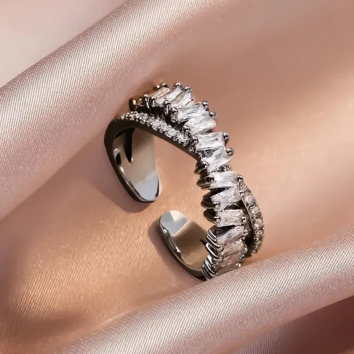Luxury Copper Zirconia Resizable Double Opening Geometric Rings for Women Students