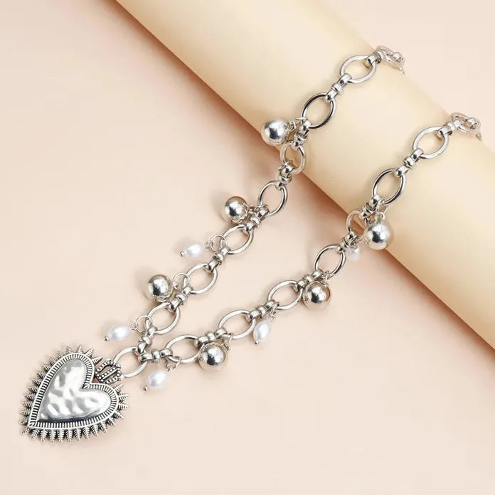 Vintage Heart Thorn Pendant Necklace with Pearl Ball Zinc Alloy Gift