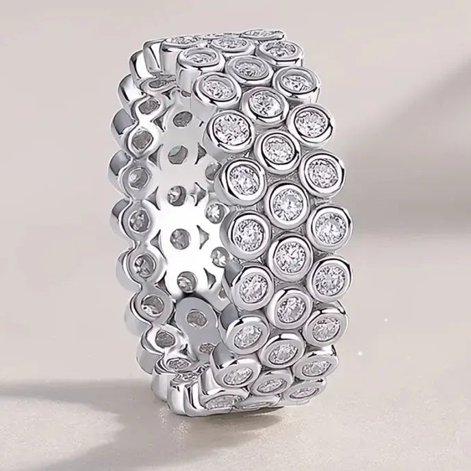 Delicate Women’s Brass Ring with Shiny Round Cubic Zirconia Geometric Wedding Jewelry