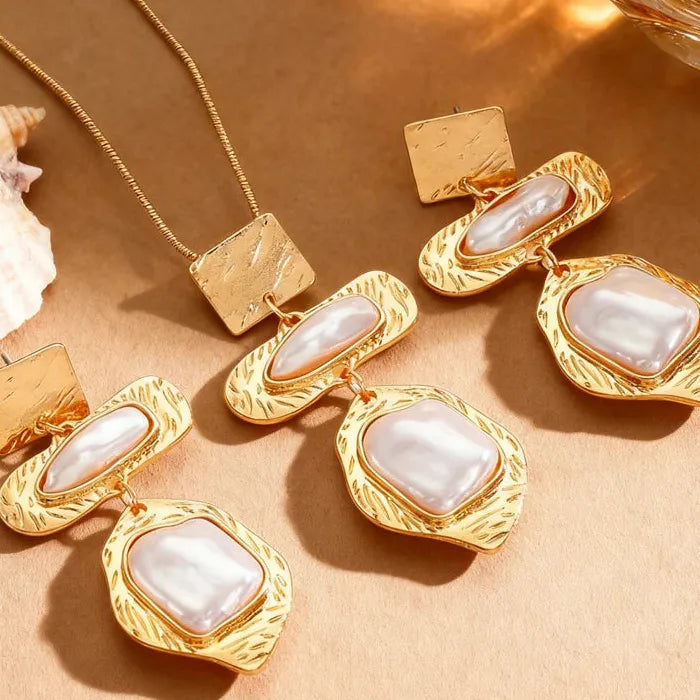 Baroque Pearl Drop Earrings & Necklace Set Zinc Alloy Retro Jewelry