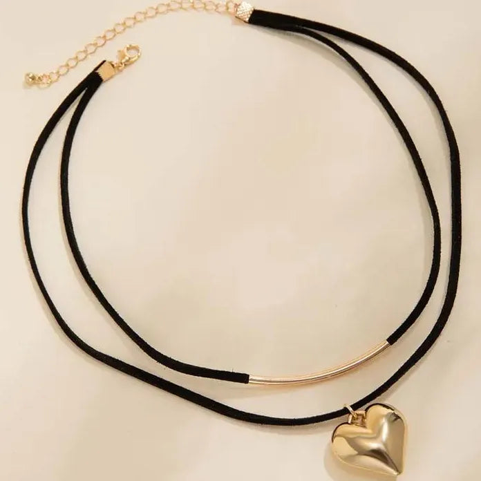 Vintage Black Velvet Heart Pendant Necklace for Women Adjustable Choker Jewelry