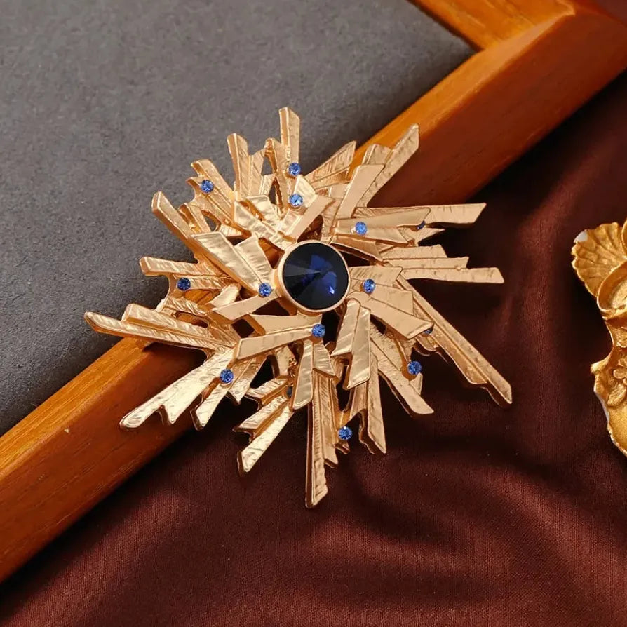 Elegant Mechanical Double Layer Ladies Brooch with Rhinestones Geometric Design