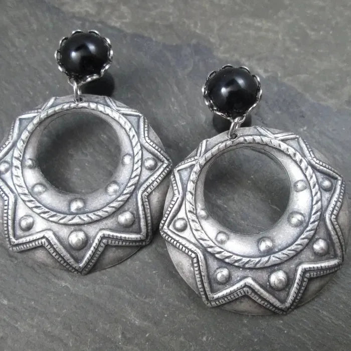 Bohemian Ethnic Retro Women's Earrings Black Stone Carving Flower Geometric Pendant Zinc Alloy Jewelry