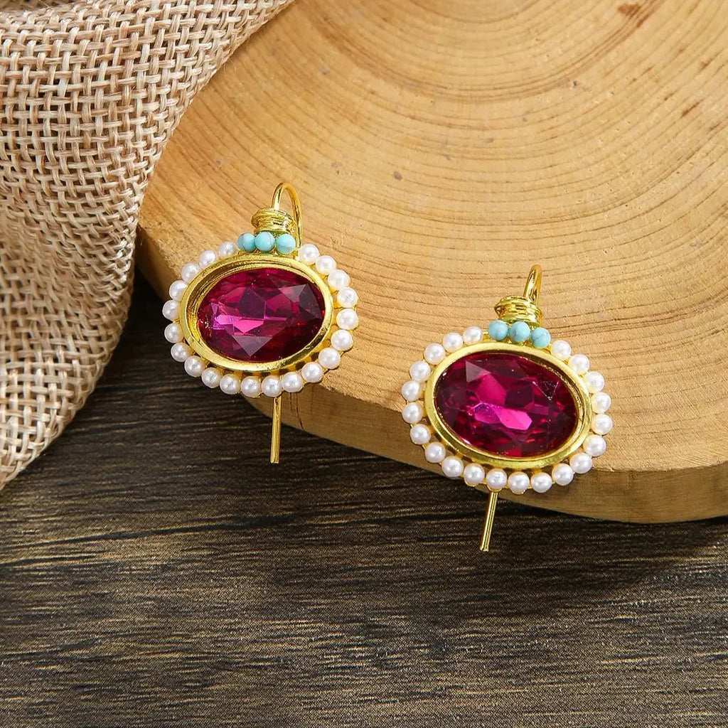 Flower Shaped White Pearl Ear Hooks Zinc Alloy Earrings for Women Bridal Engagement