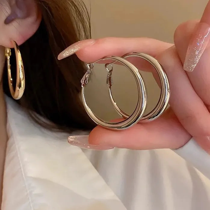 Glossy Chunky Gold Hoop Earrings for Women Geometric Vintage Jewelry