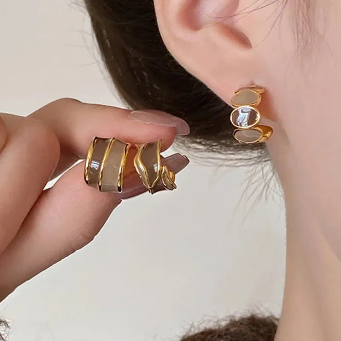 Vintage Brown Resin C-Shape Enamel Stud Earrings for Women Metal Jewelry