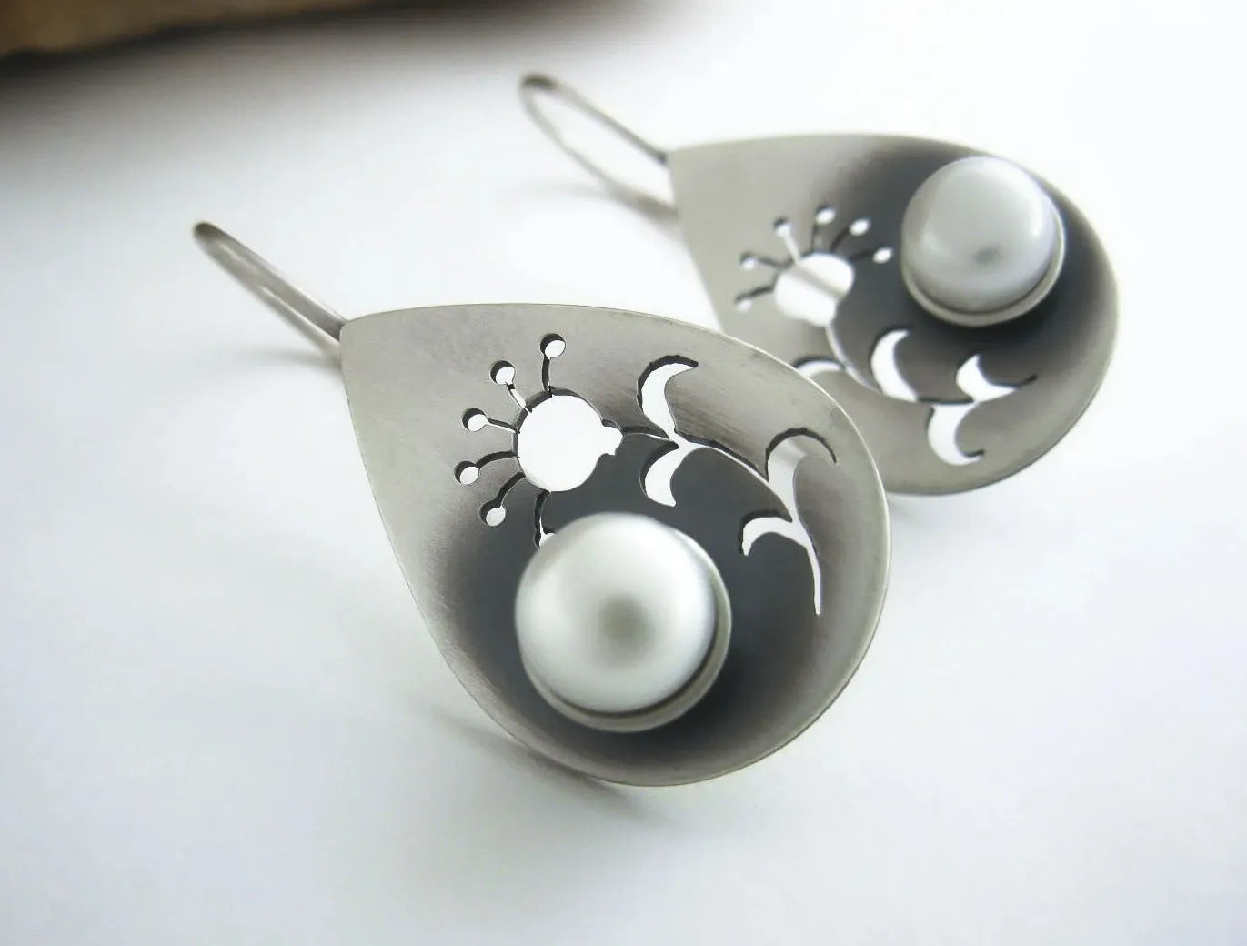 Ethnic Style Retro Women's Earrings with Artificial Gemstone Leaves Party Jewelry