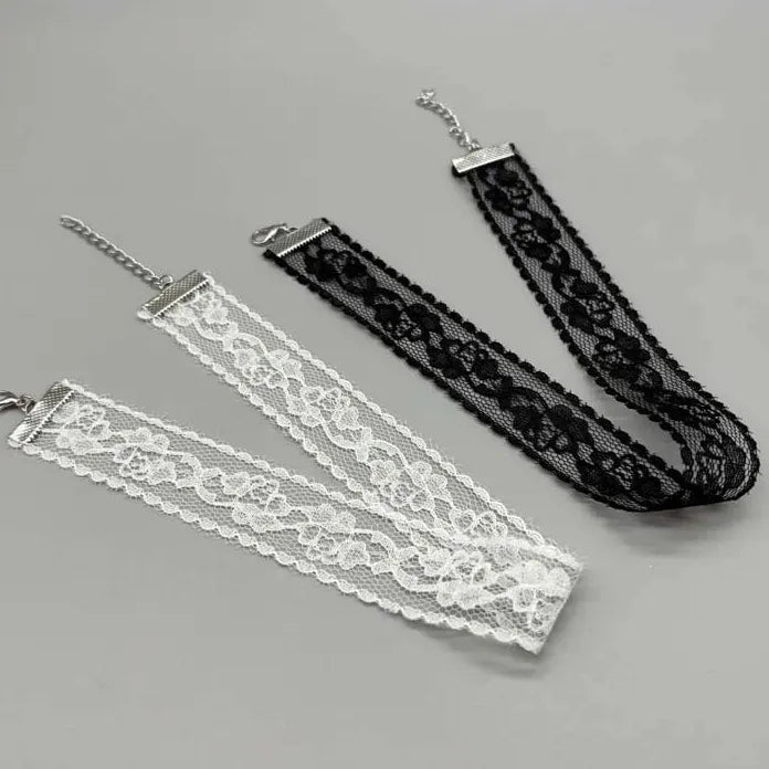 Vintage Black White Lace Flower Necklace for Women Girls Floral Pendant Jewelry