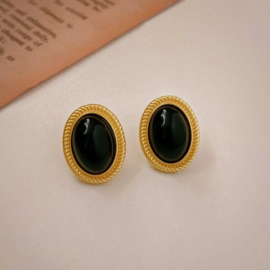 2024 Retro Gold Metal Black Round Stud Earrings Elegant Party Jewelry