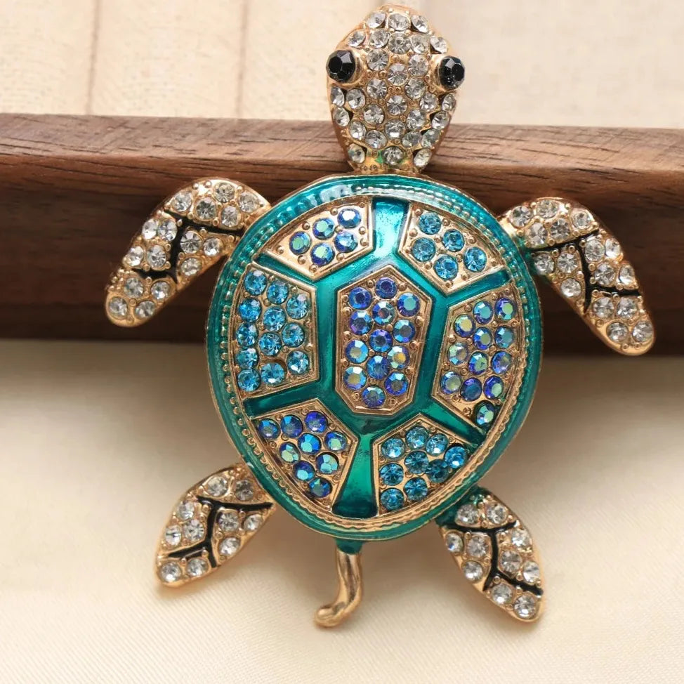 Classic Luxury Turtle Brooch for Men & Women Elegant Gift Accessory