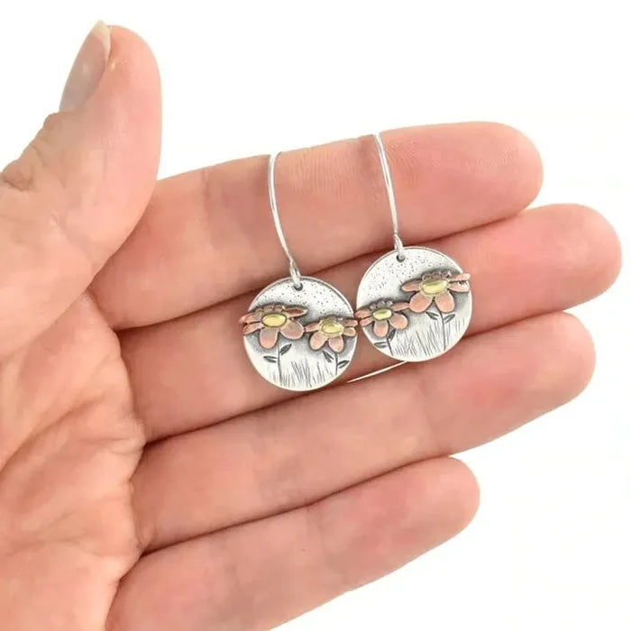 Fashionable Zinc Alloy Circular Floral Drop Earrings for Women Spring Summer