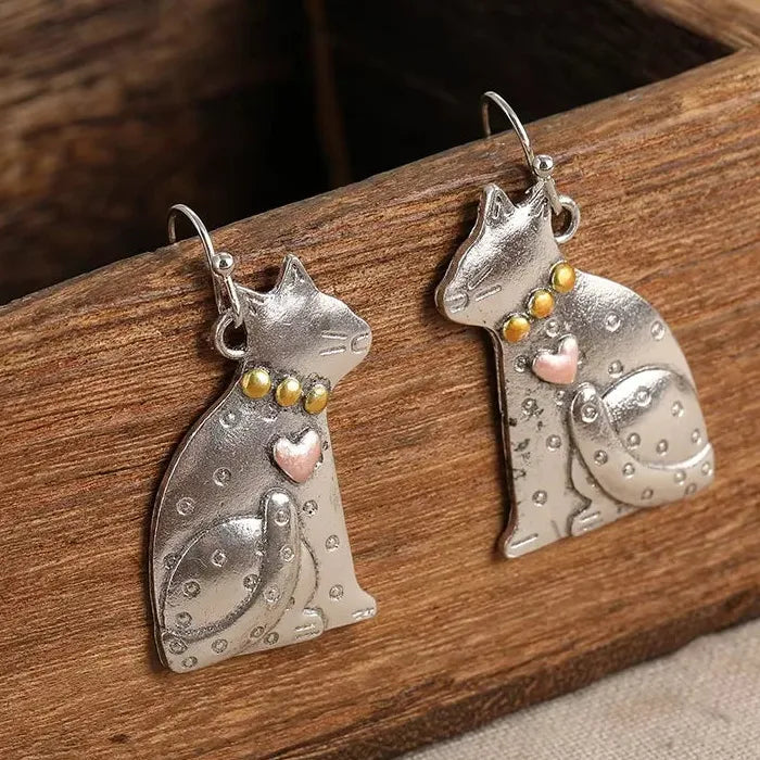 Vintage Cute Cat Kiss Pendant Zinc Alloy Drop Earrings for Women Gifts
