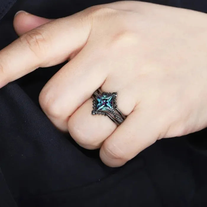 Luxury Retro Gun Plated Black Zinc Alloy Ring Set with Micro Black Zircon for Couples