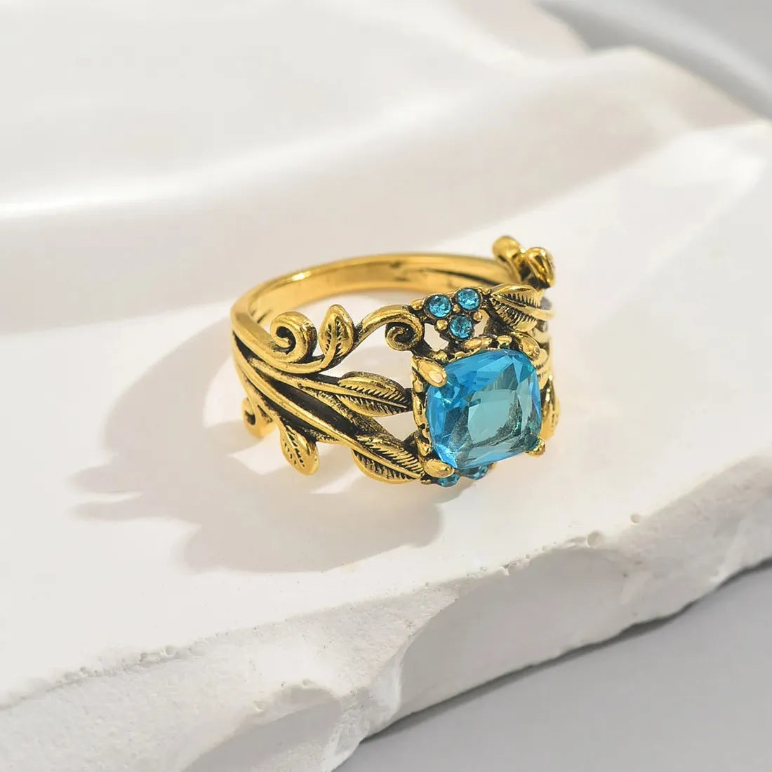 Vintage Blue Crystal Zircon Ring Gold Petals Bohemian Women's Wedding Jewelry
