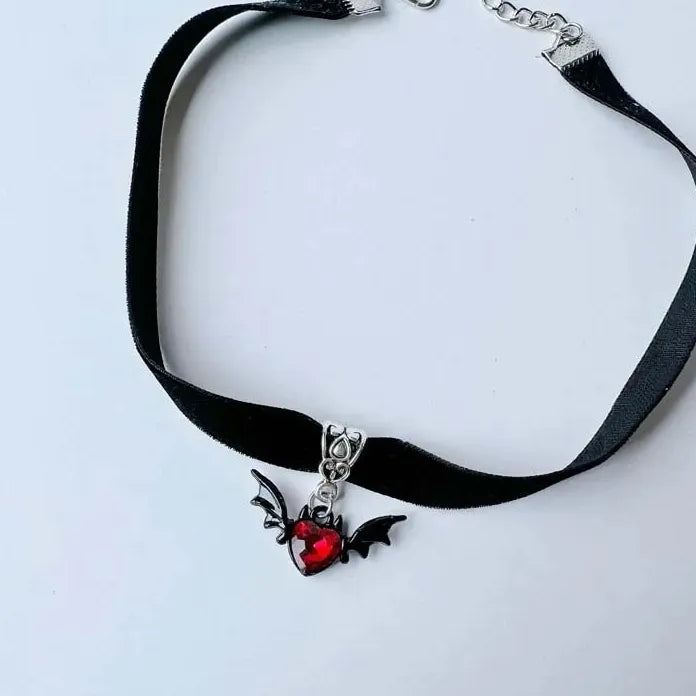 Punk Black Bat Wings Cotton Pendant Choker Necklace Gothic Red Heart Crystal Jewelry