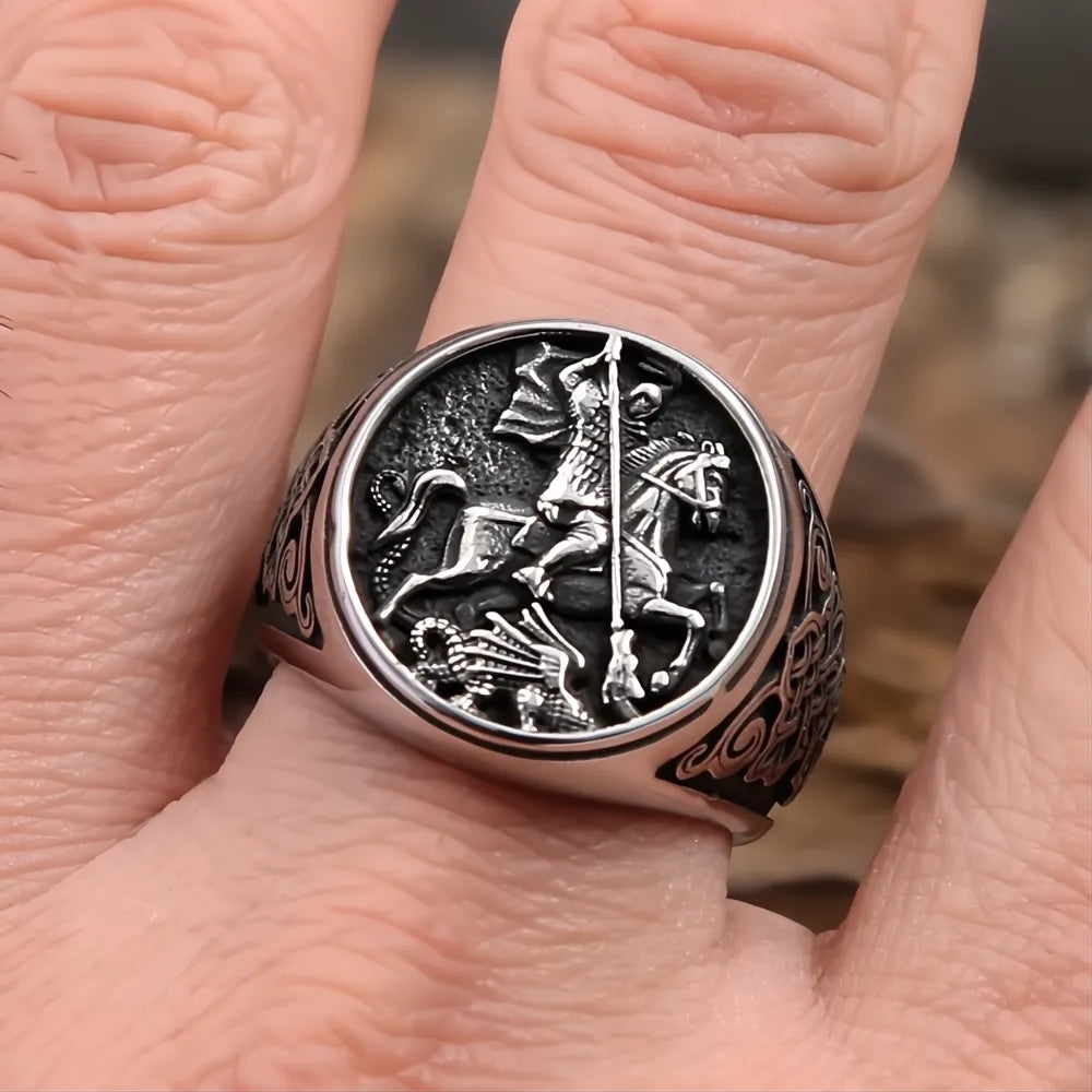 1️⃣ Knight Rider Ring 316L Stainless Steel Viking Celtic Gothic Ring for Men