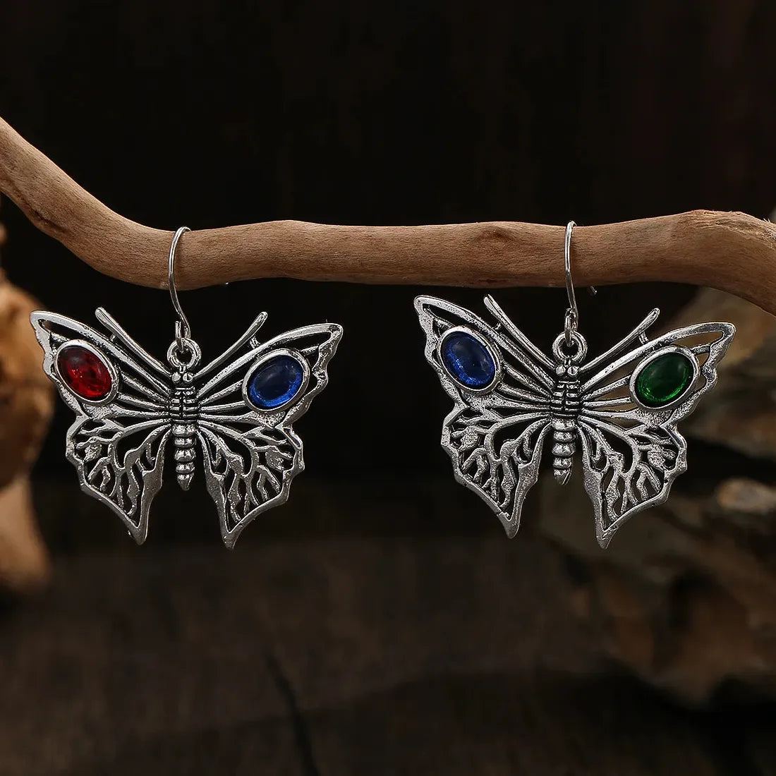 Retro Bohemian Cute Animal Design Zinc Alloy Earrings for Women Daily Wear