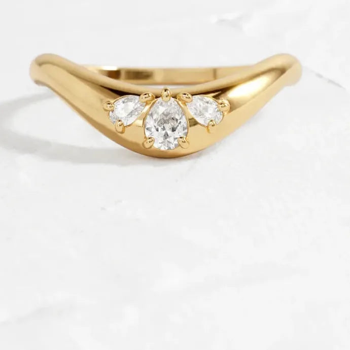 Classic Women Gold Color Metal Ring White Zircon Bridal Proposal Jewelry Gift