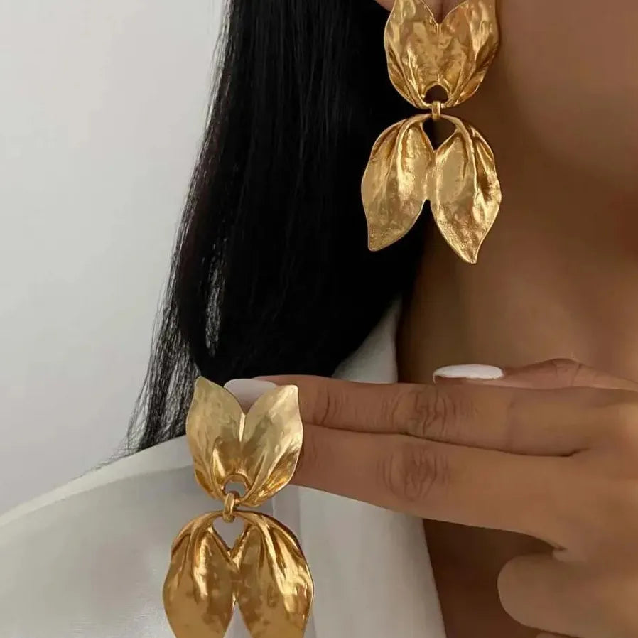 Vintage Ginkgo Leaf Stud Earrings for Women Double-Layer Charm Jewelry