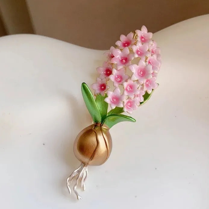 Lilac Floral Brooch Pin Elegant Fashion Jewelry for Women Accessory