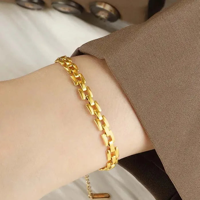 Stainless Steel Hollow Link Chain Bracelet for Women Vintage Gold Watch Band Charm Jewelry
