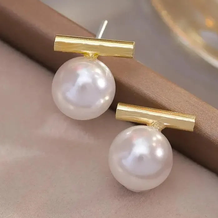 Korean Simple Round Metal Pearl Stud Earrings for Women Gift Jewelry