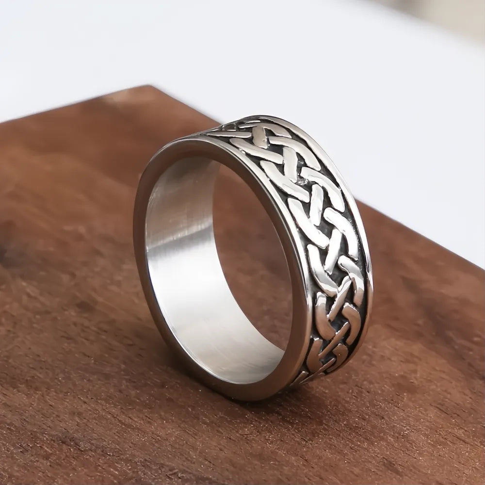 1️⃣ Celtic Spiral Knot Ring 316L Stainless Steel Viking Nordic Ring Men