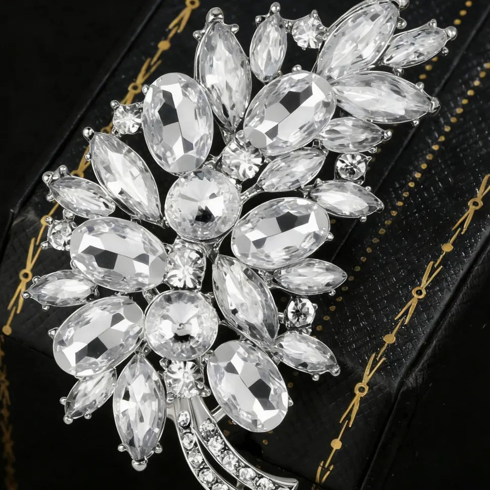 Luxury Floral Brooch Pin Elegant Classic Jewelry Accessory for Women