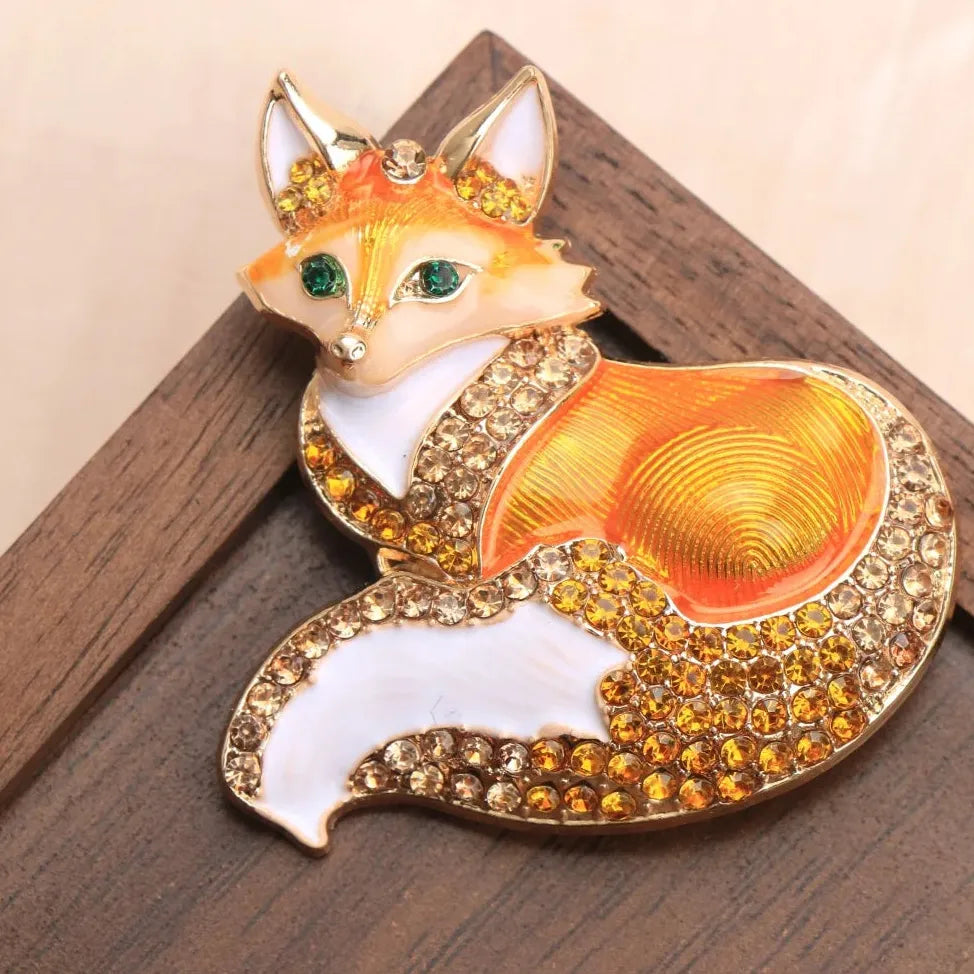 Vintage Fox Brooch Classic Jewelry for Women Elegant Style Accessory