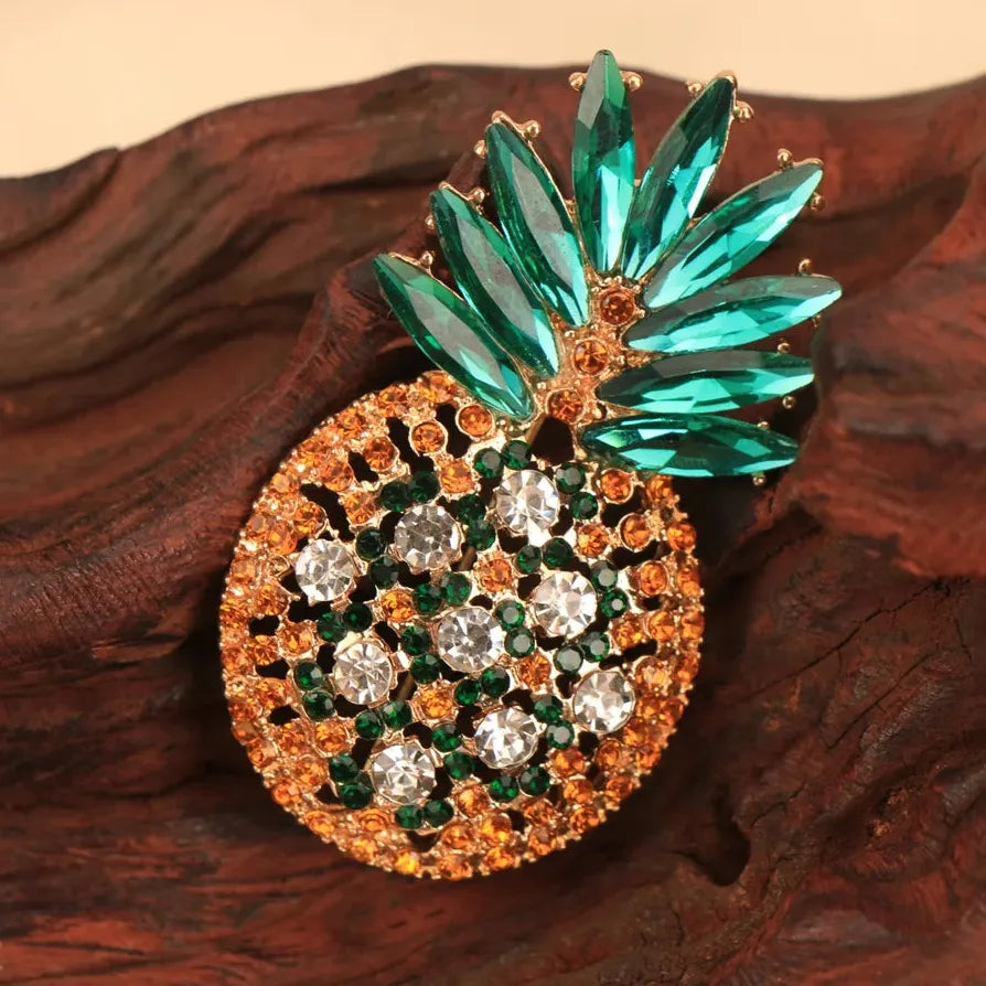 Luxury Pineapple Brooch Classic Jewelry Gift for Men and Women