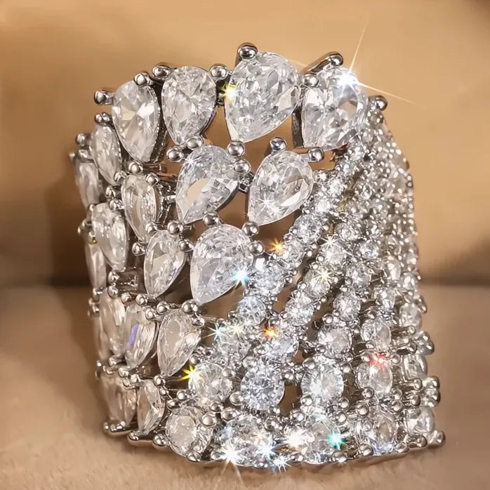 Women’s Geometric Silver Cubic Zirconia Sparkling Wedding Band Ring