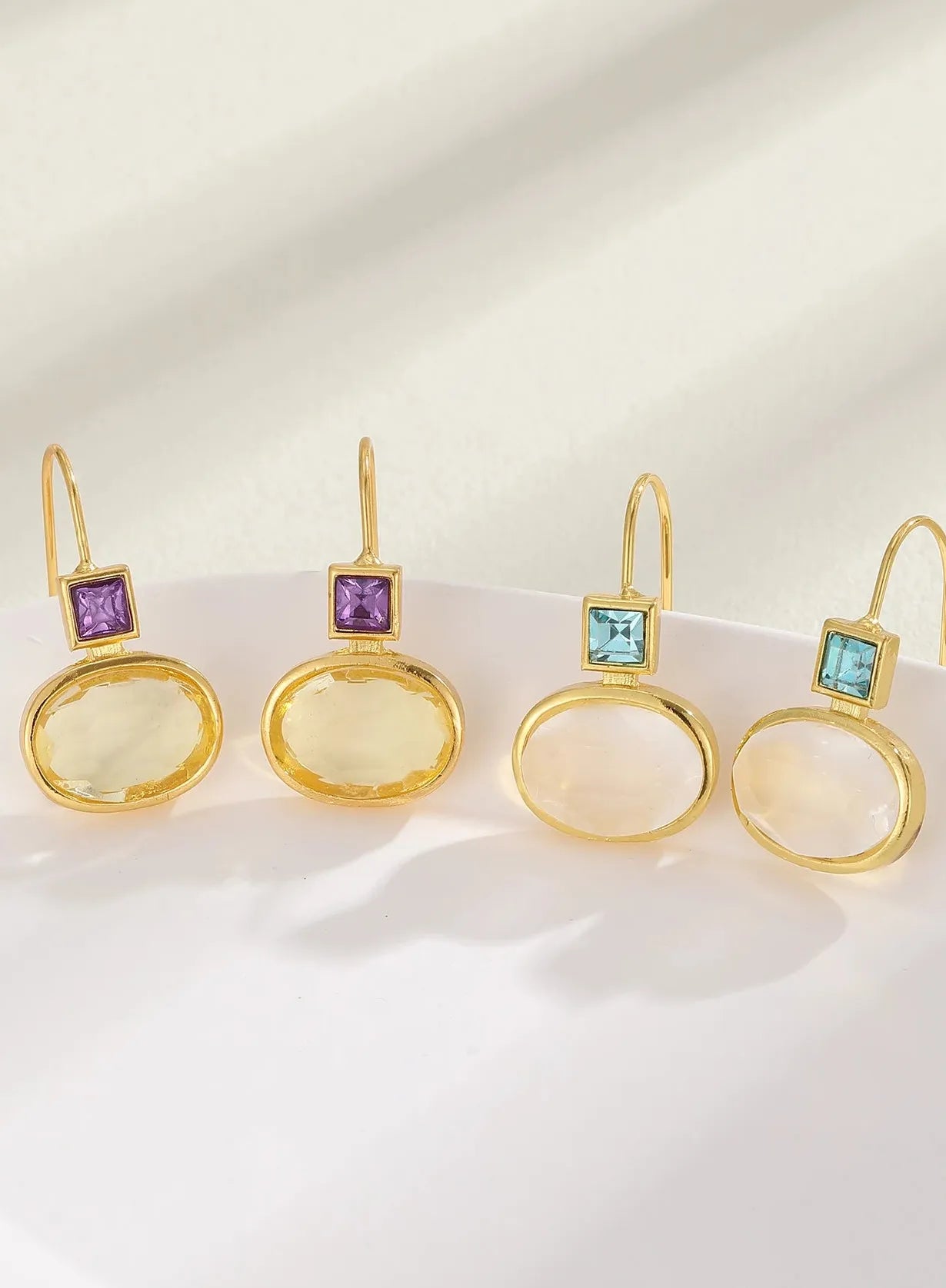 Vintage Gold Round Crystal Drop Earrings for Women Zinc Alloy Jewelry