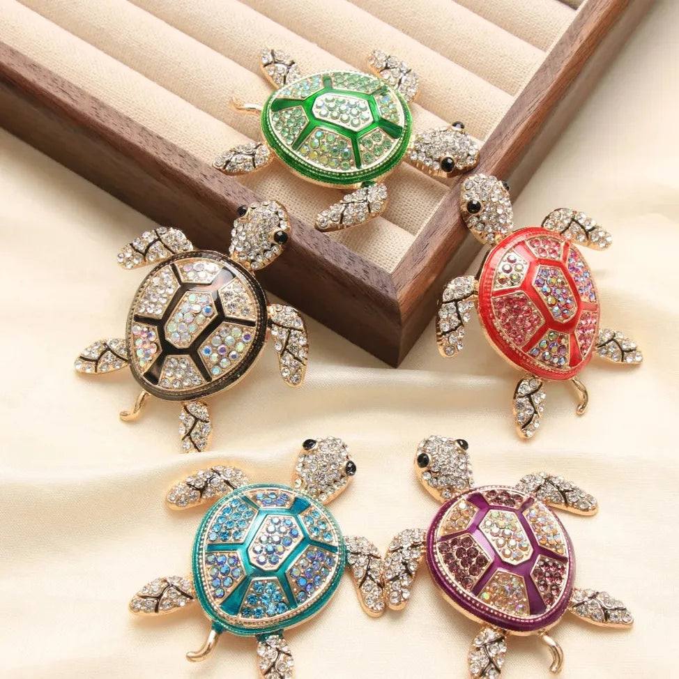 Classic Luxury Turtle Brooch for Men & Women Elegant Gift Accessory