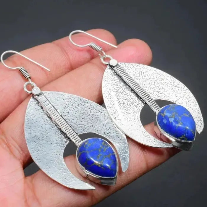 Retro Zinc Alloy Metal Hollow Leaf Pendant Long Drop Earrings for Women
