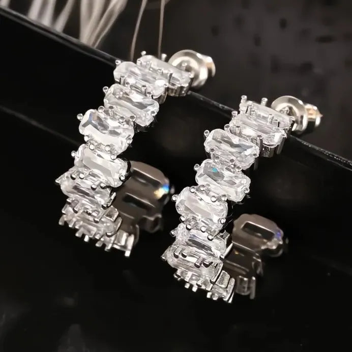 Stylish Modern Oval Cubic Zirconia Hoop Earrings for Women Silver Jewelry