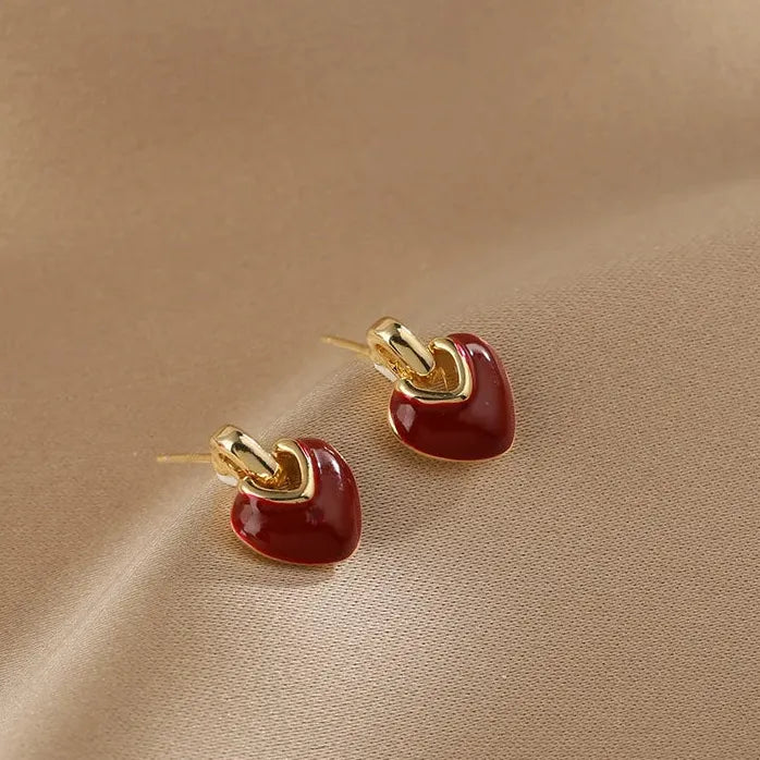Pearl Heart Shaped Hoop Earrings Copper Alloy Elegant Jewelry for Women 2024