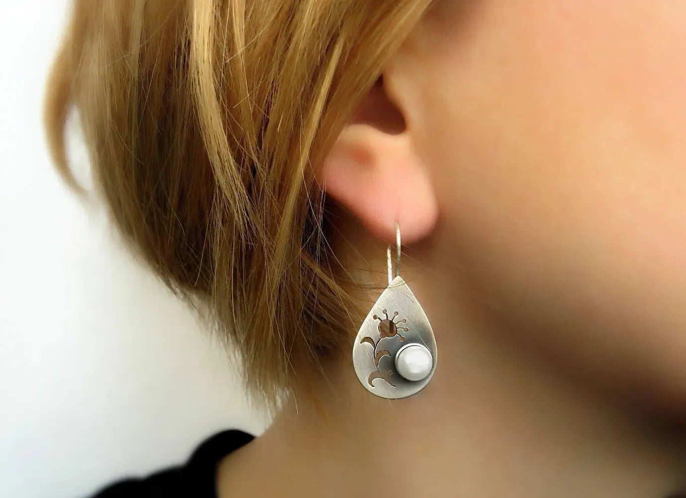 Ethnic Style Retro Women's Earrings with Artificial Gemstone Leaves Party Jewelry
