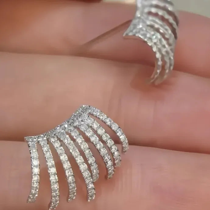 Silver Claw Shaped Cubic Zirconia Stud Earrings for Women Copper Alloy