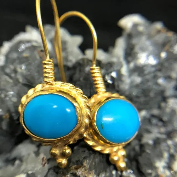 Retro Court Gold Women's Zinc Alloy Earrings Blue Stone Pendant Gift