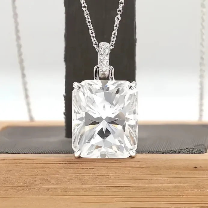 Geometric Cubic Zirconia Pendant Necklace for Women – Elegant Style