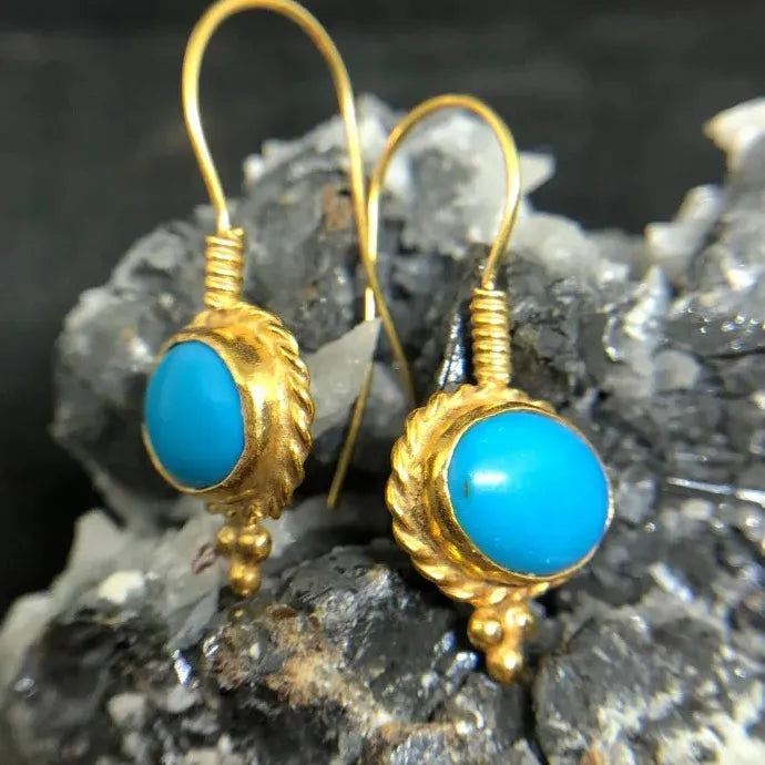 Retro Court Gold Women's Zinc Alloy Earrings Blue Stone Pendant Gift