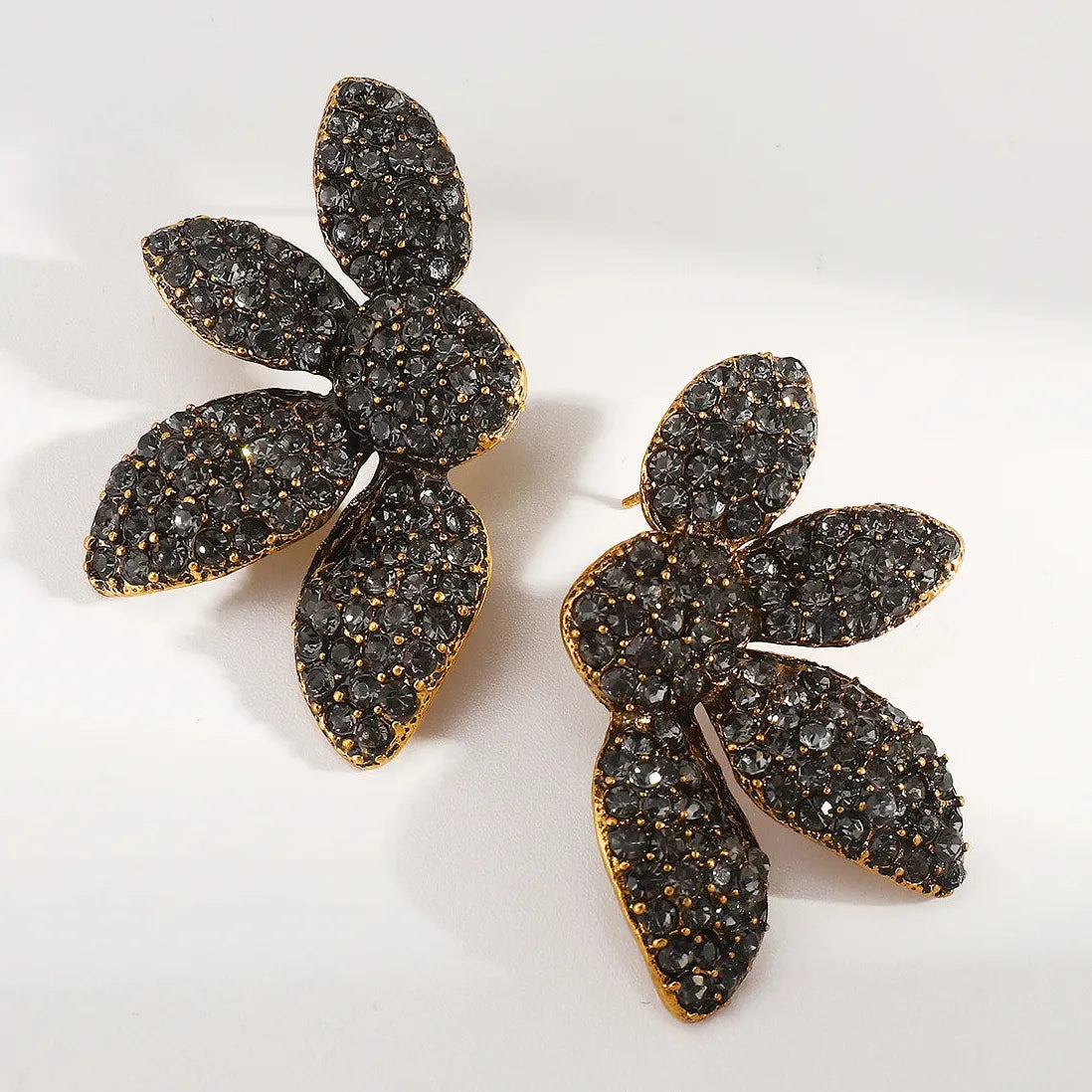 Vintage Black Zircon Crystal Plant Stud Earrings for Women Nature Jewelry