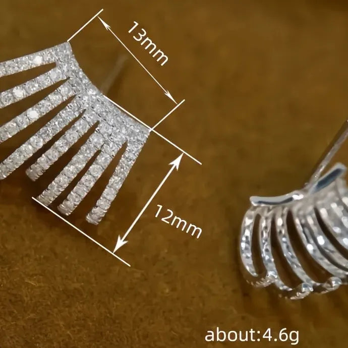 Silver Claw Shaped Cubic Zirconia Stud Earrings for Women Copper Alloy