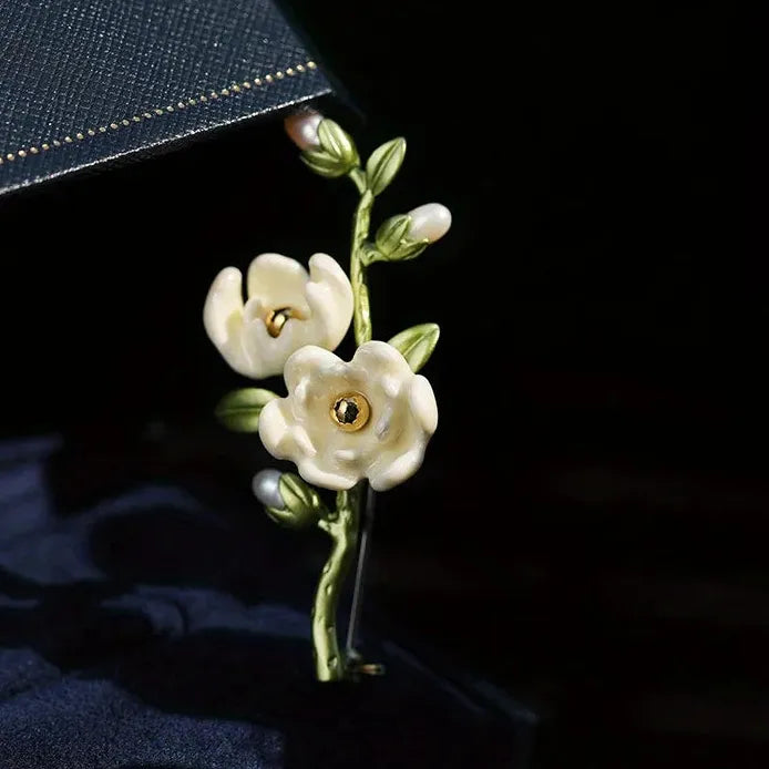 Luxury Chinese Style Orchid Brooch Pin Elegant Accessory for Men & Women