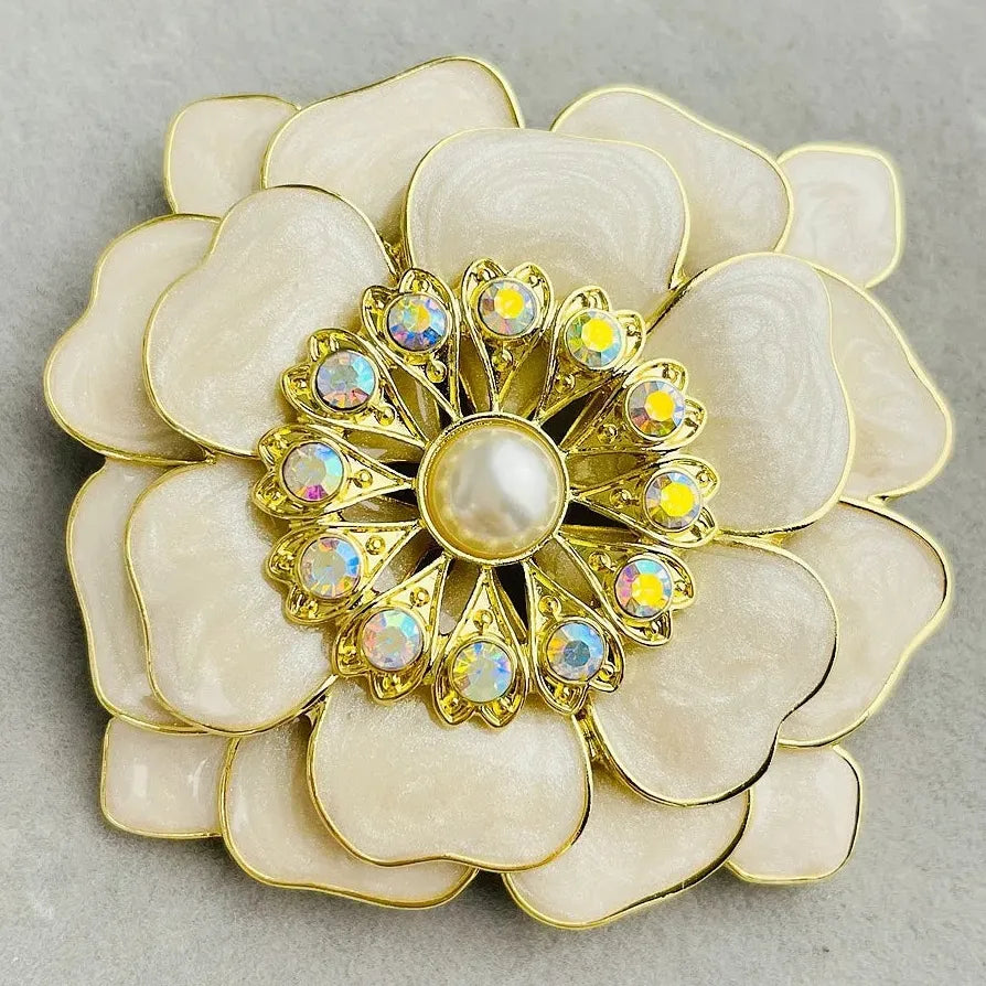 French Multi-Layer Glitter Flower Brooch Pin Classic Jewelry for Women