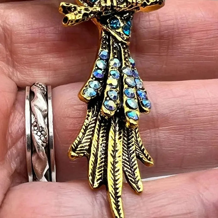 Retro Full Diamond Eagle Brooch Animal Pin Stylish Accessory for Men & Women