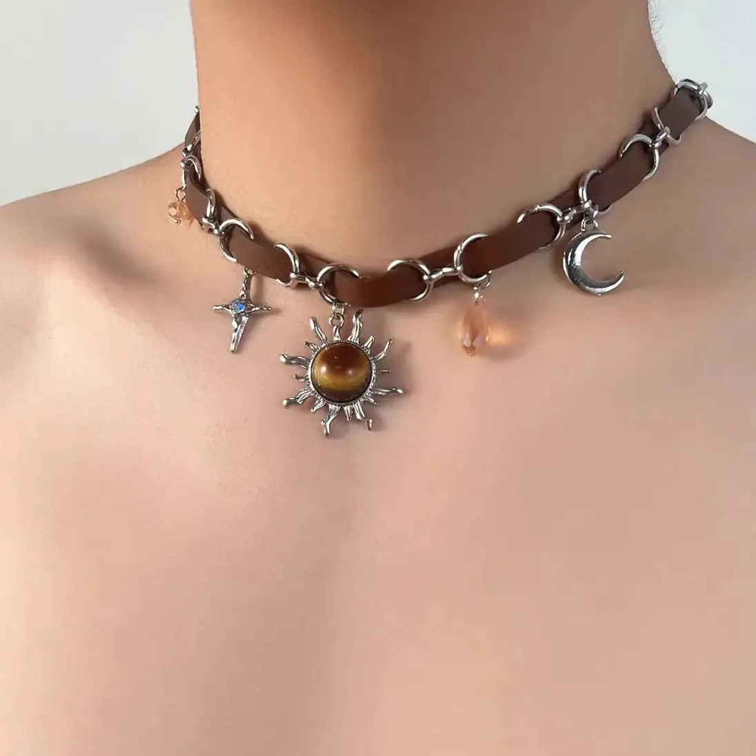 Retro Y2K Brown Opal Sun Geometric Circle Pendant Necklace Men Women Hip Hop Grunge Jewelry