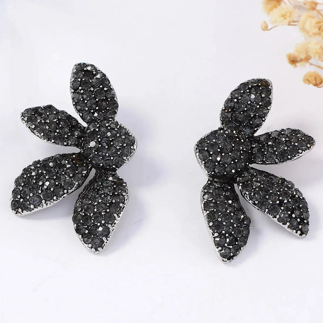 Vintage Black Zircon Crystal Plant Stud Earrings for Women Nature Jewelry